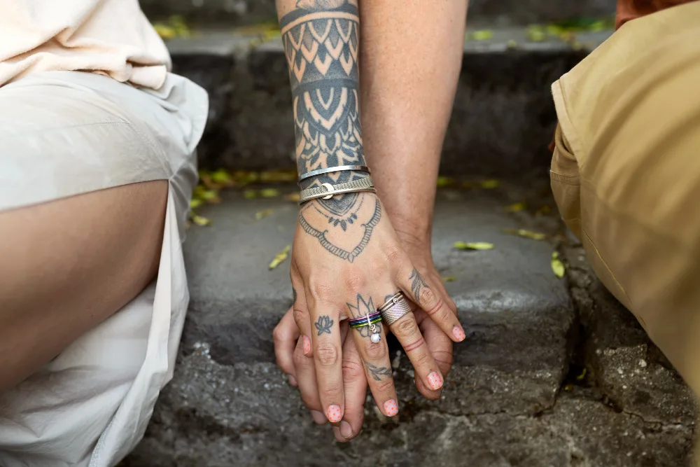 Blackwork Tattoos in Florida: The Pros, Cons & Real Costs